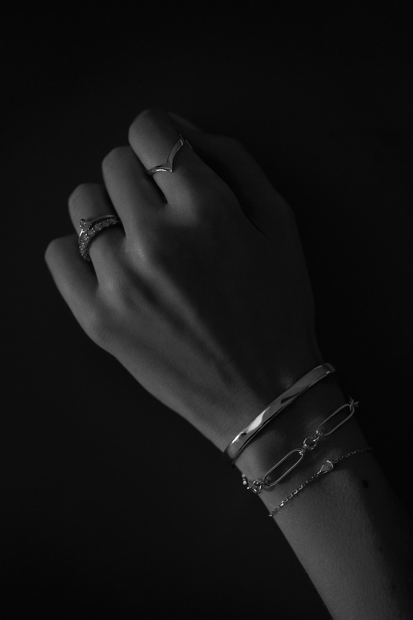 Tallows Bangle | Silver or White Gold