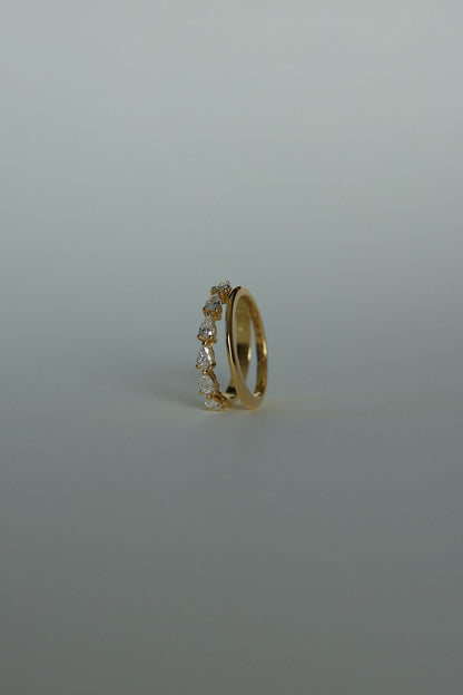 Double Band Pear Diamond Ring | 18K Yellow Gold