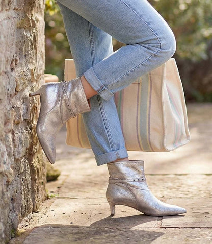 Seychelles Milan Booties