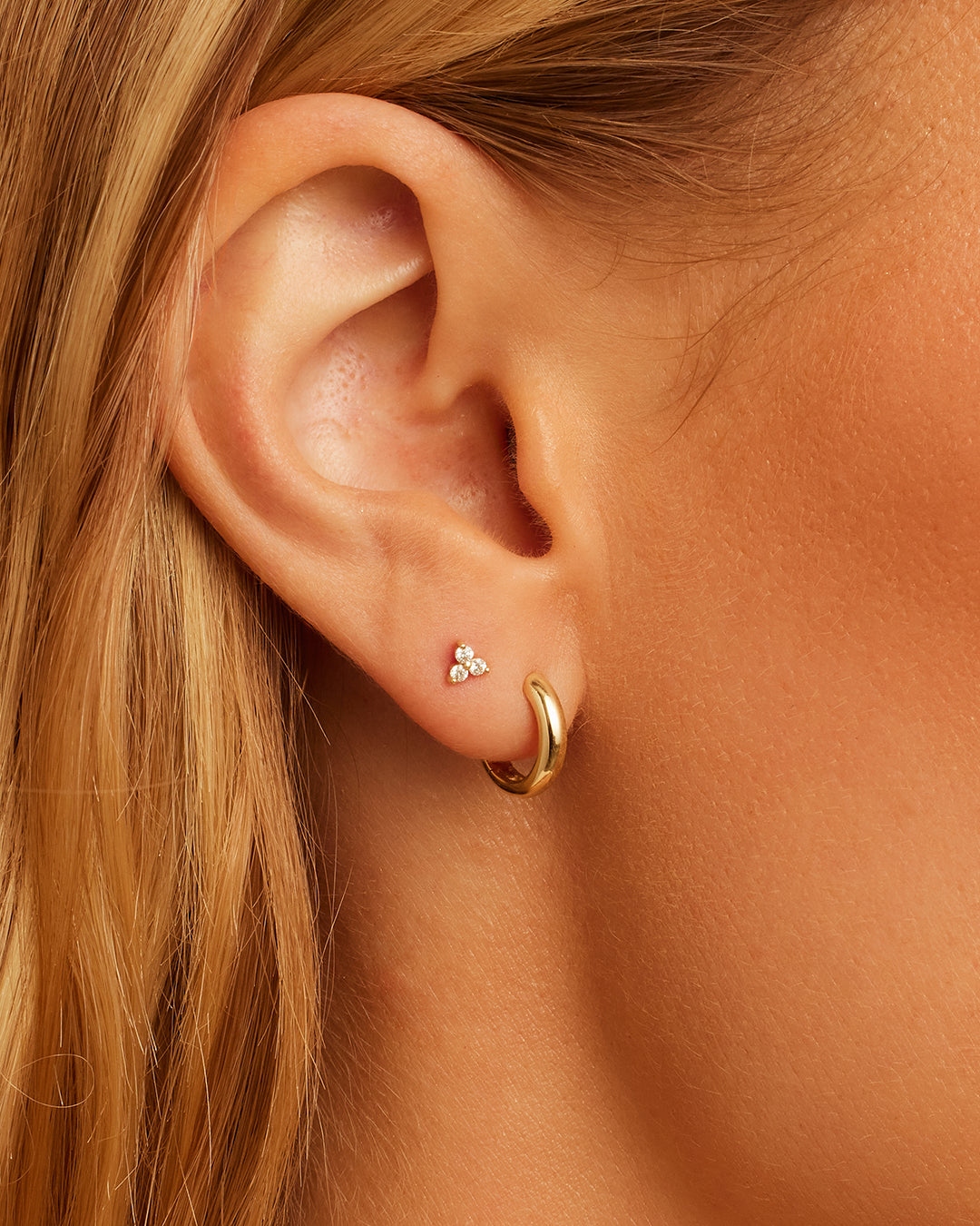 14K Gold Lou Helium Huggies