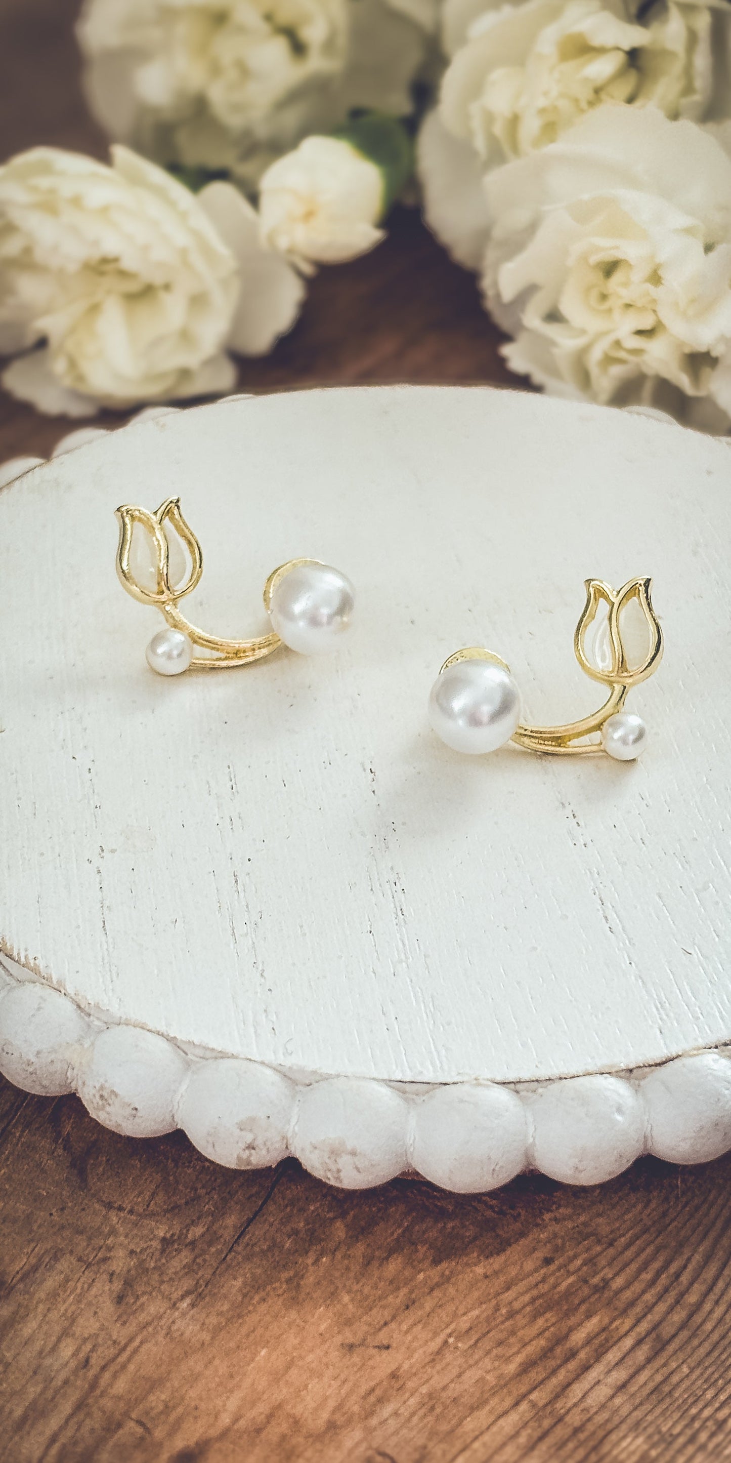Beautiful Pearl and Tulip Flower Jacket Earrings
