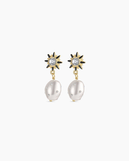 Vintage Shimmer Pearl Drop Earrings