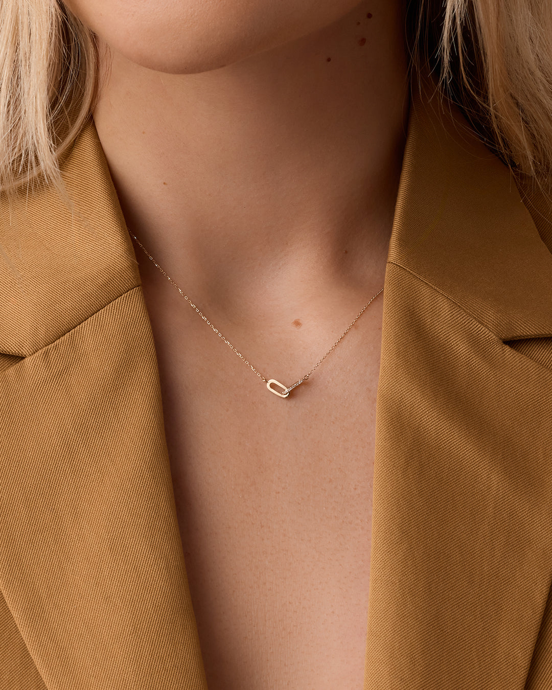 14K Diamond Bond Interlocking Link Necklace