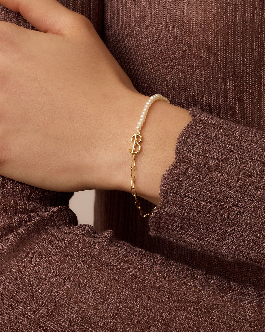 Lou Pearl Alphabet Bracelet