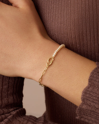 Lou Pearl Alphabet Bracelet