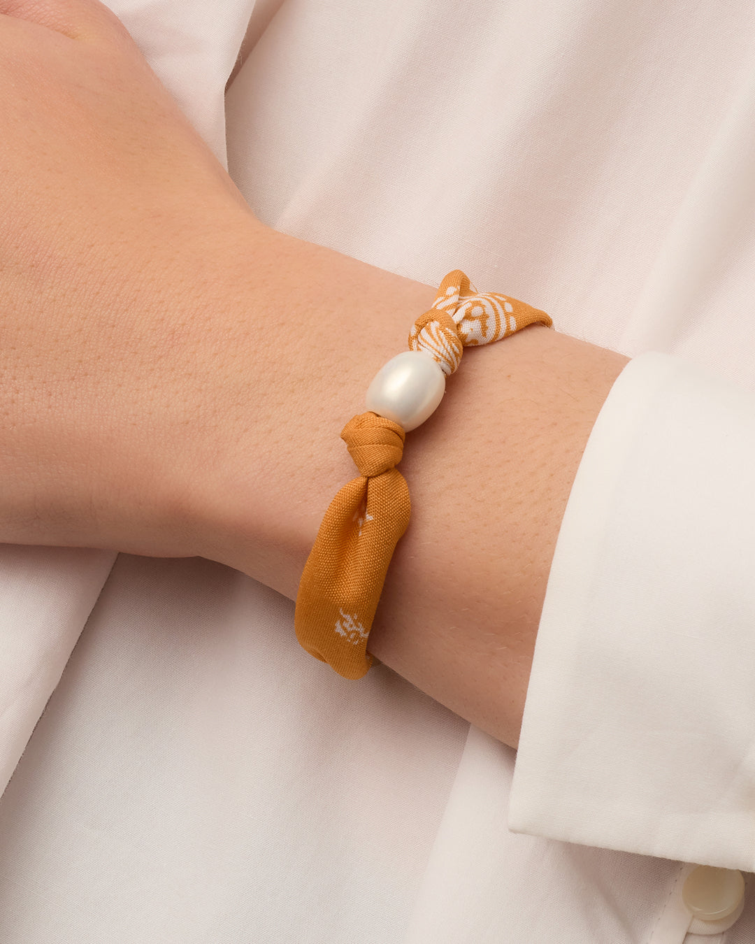 Paisley Bandana Pearl Bracelet