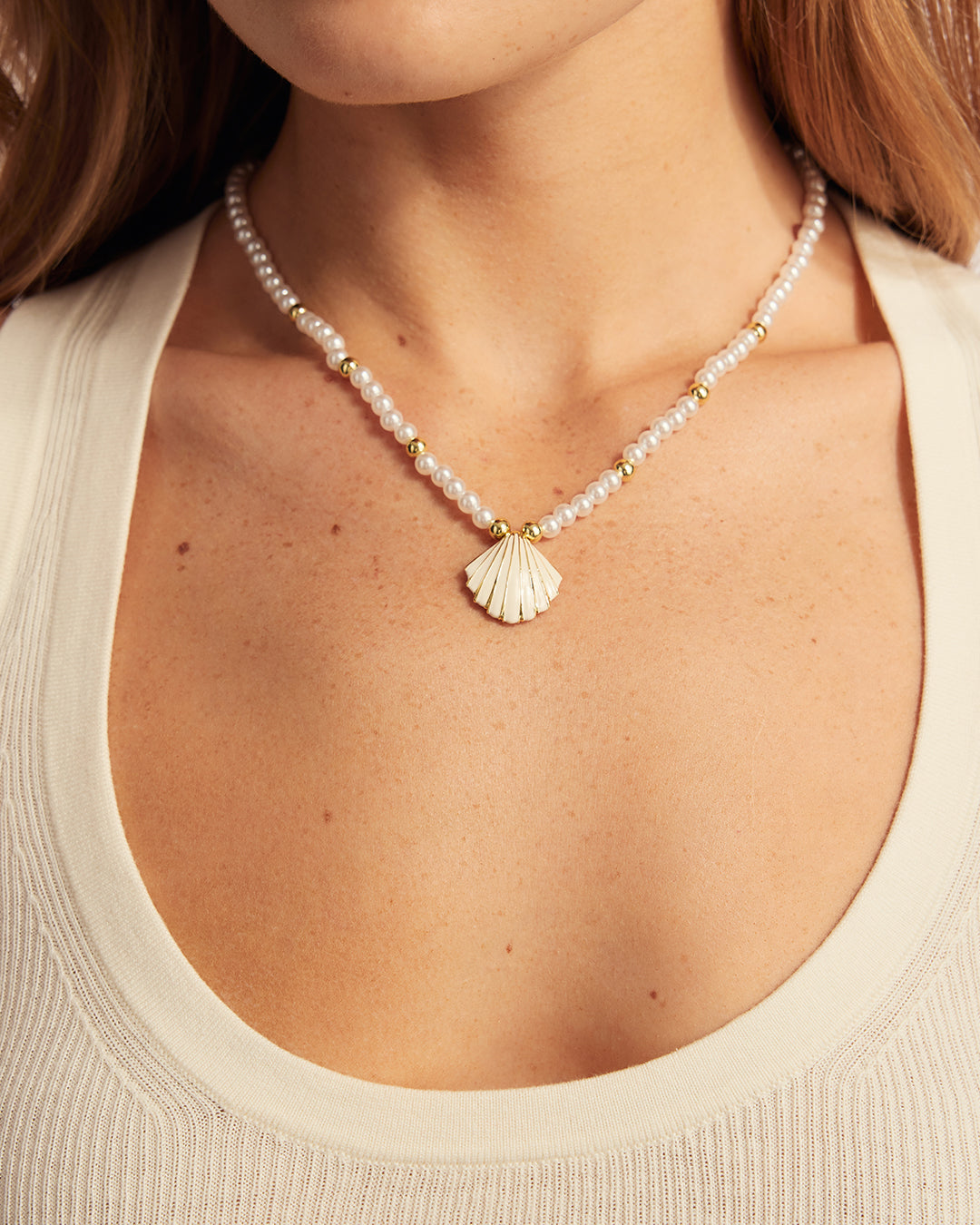 Scallop Pearl Necklace