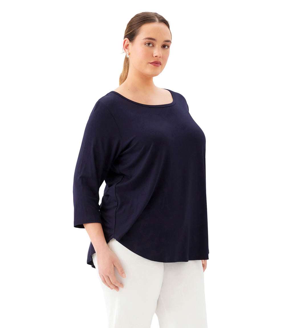 Plus Size 3/4 Sleeve Shirttail Top
