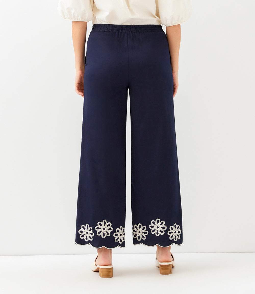 Scallop Drawstring Pants