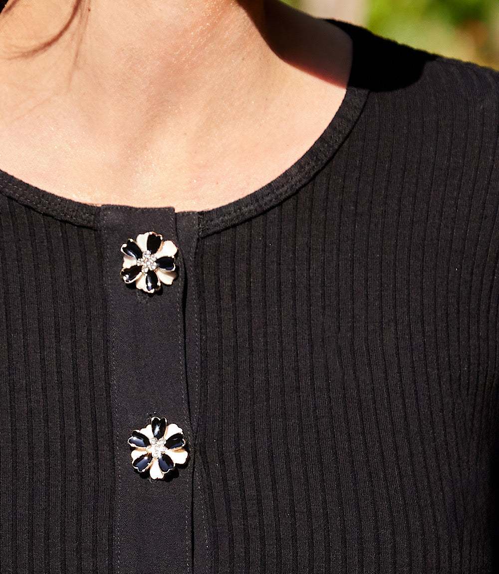 Long Sleeve Ribbed Flower Button Detail Top