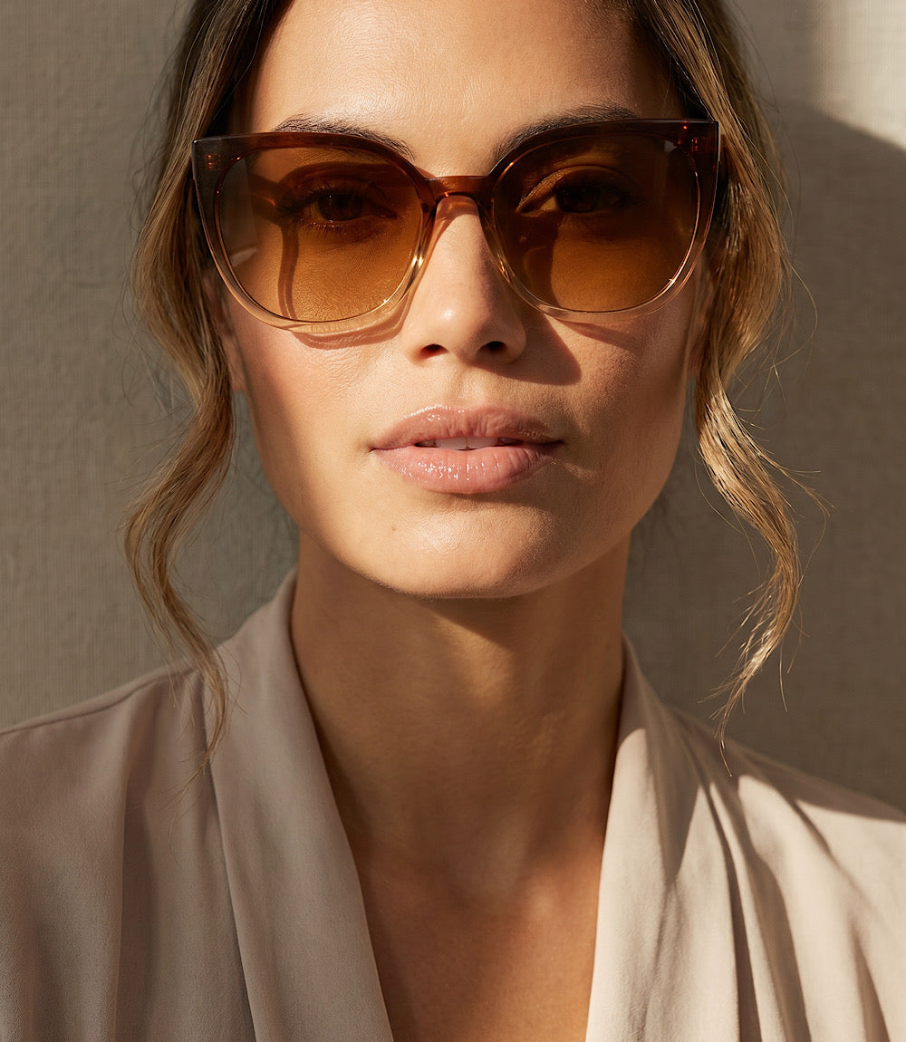 Quay Staycation Sunglasses
