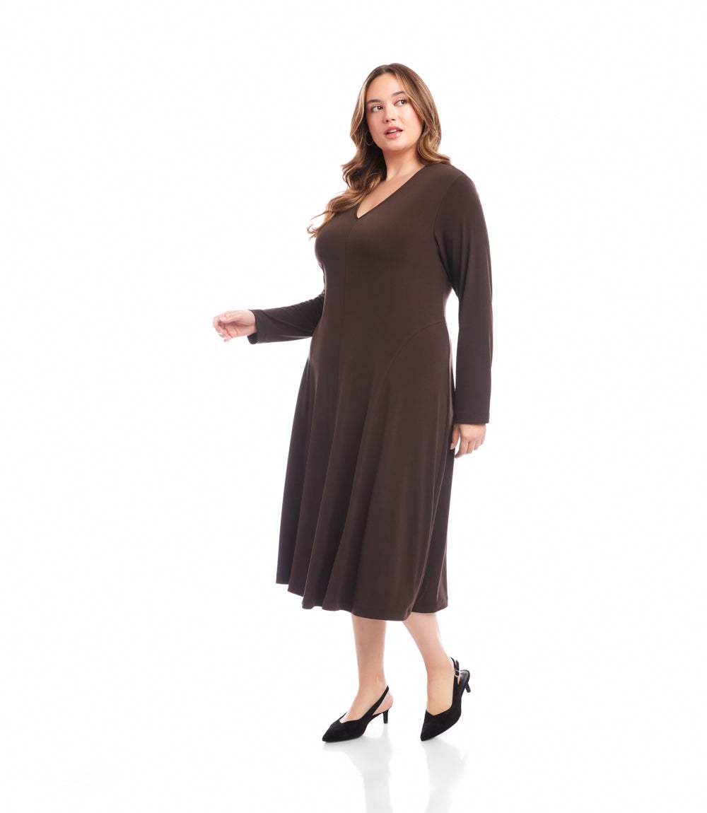 Plus Size Kate V-Neck Midi Travel Jersey Dress