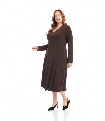 Plus Size Kate V-Neck Midi Travel Jersey Dress