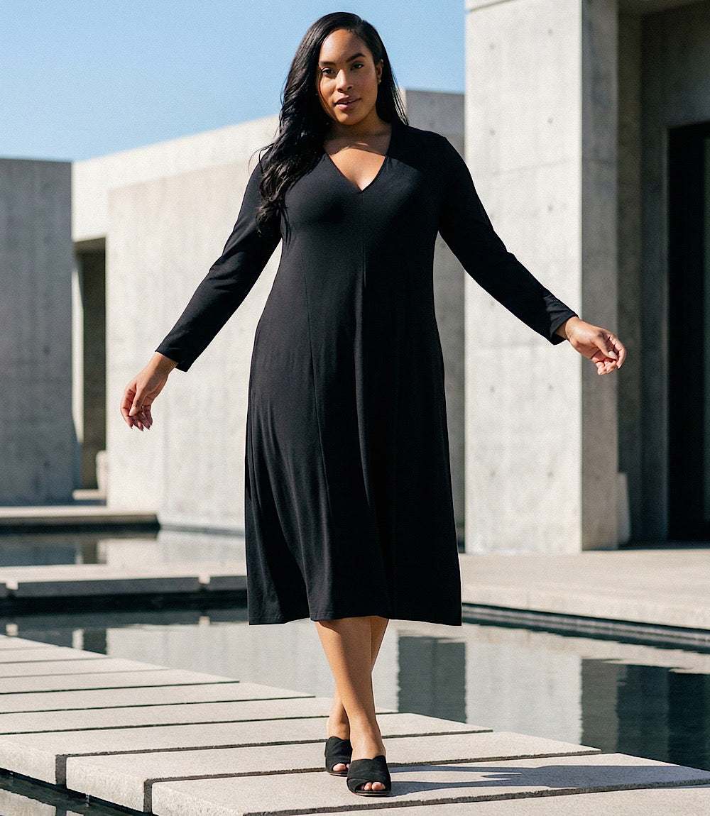 Plus Size Kate V-Neck Midi Travel Jersey Dress