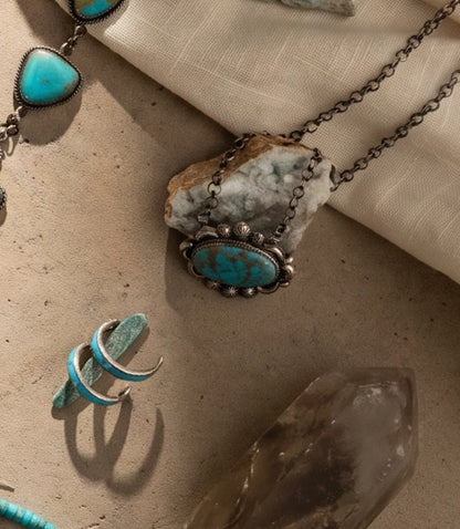 Embellished Oval Pendant Turquoise Necklace