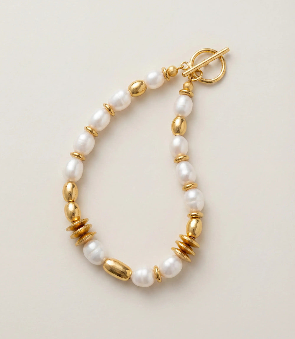 Pearl And Gold Toggle Bracelet