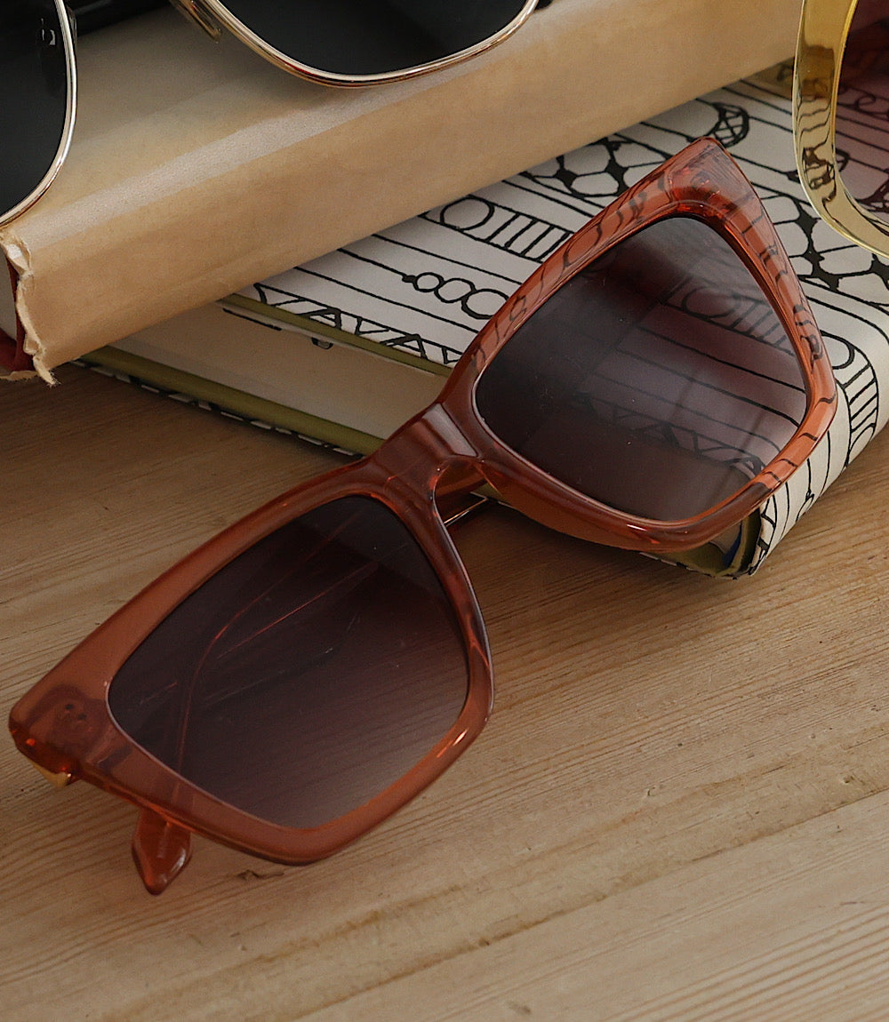 Quay Call The Shots Sunglasses