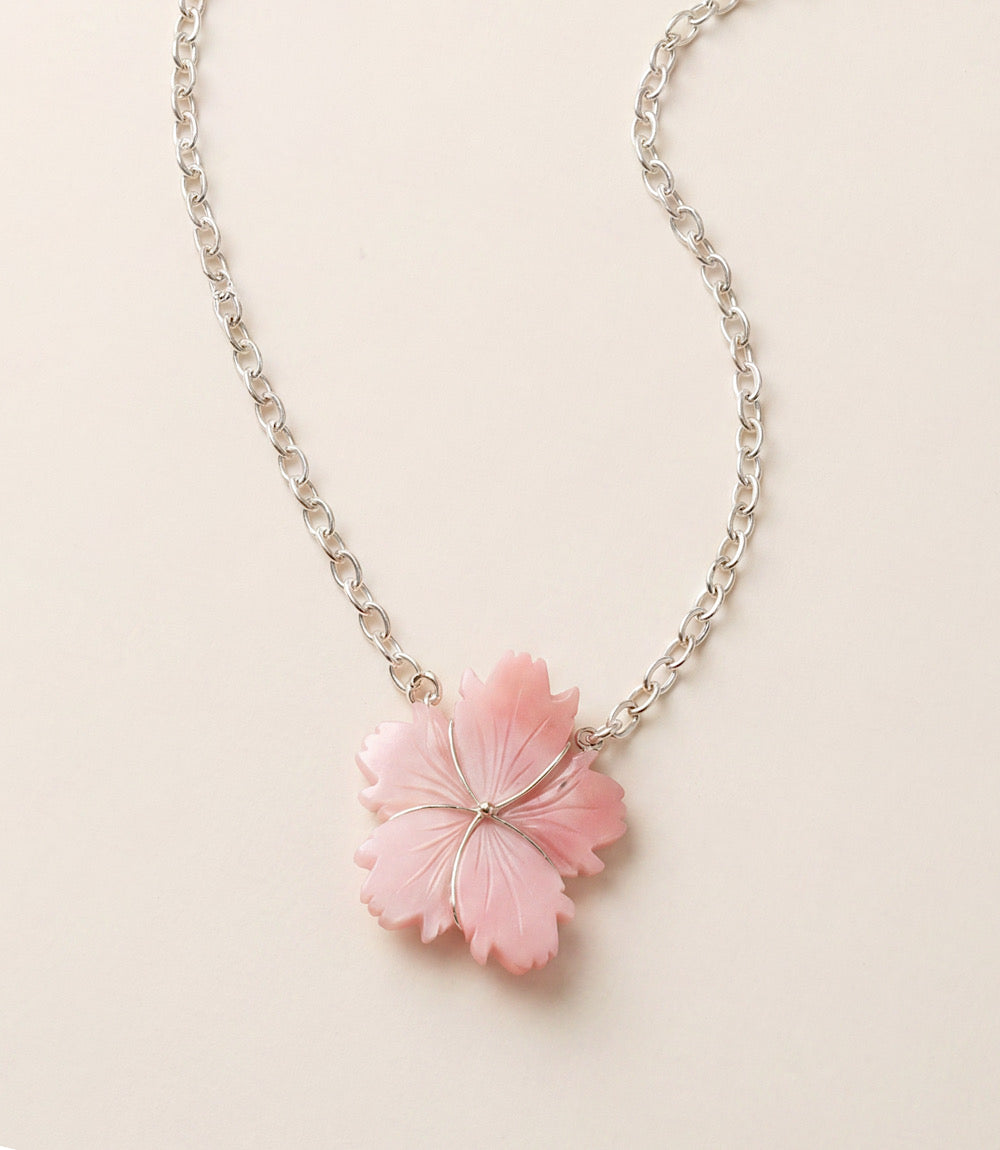 Carved Pink Conch Flower Pendant Necklace
