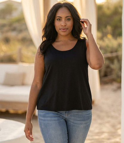 Plus Size Scoop Tank