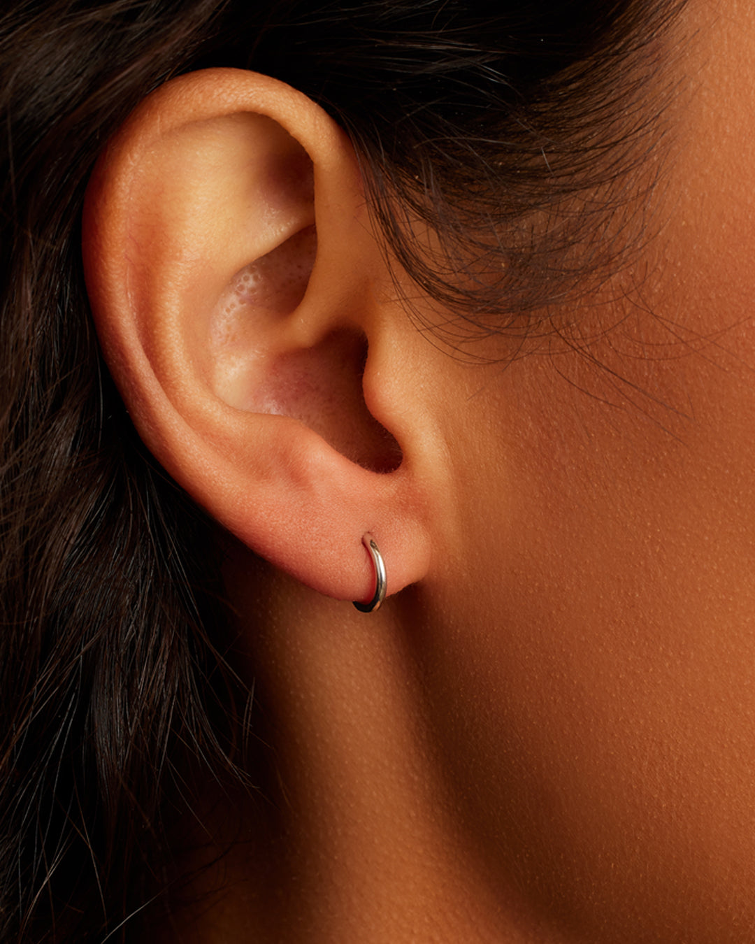 14K White Gold Classic Huggies