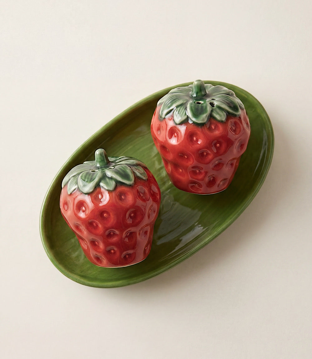 Strawberry Salt And Pepper Shaker Set