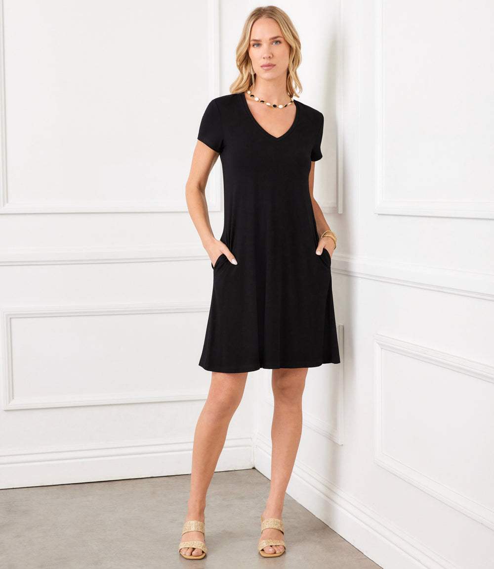 Quinn V-Neck Pocket Dress