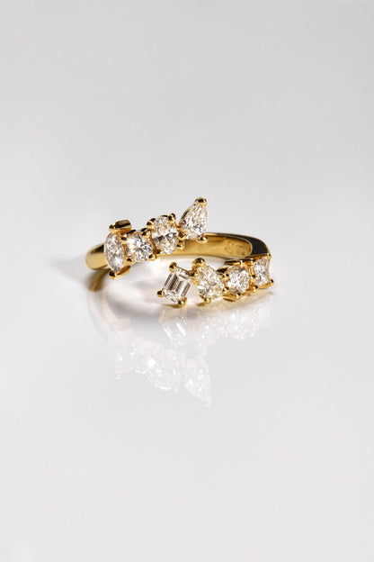 Mini Scattered Diamond Wrap Ring | 18K White Gold