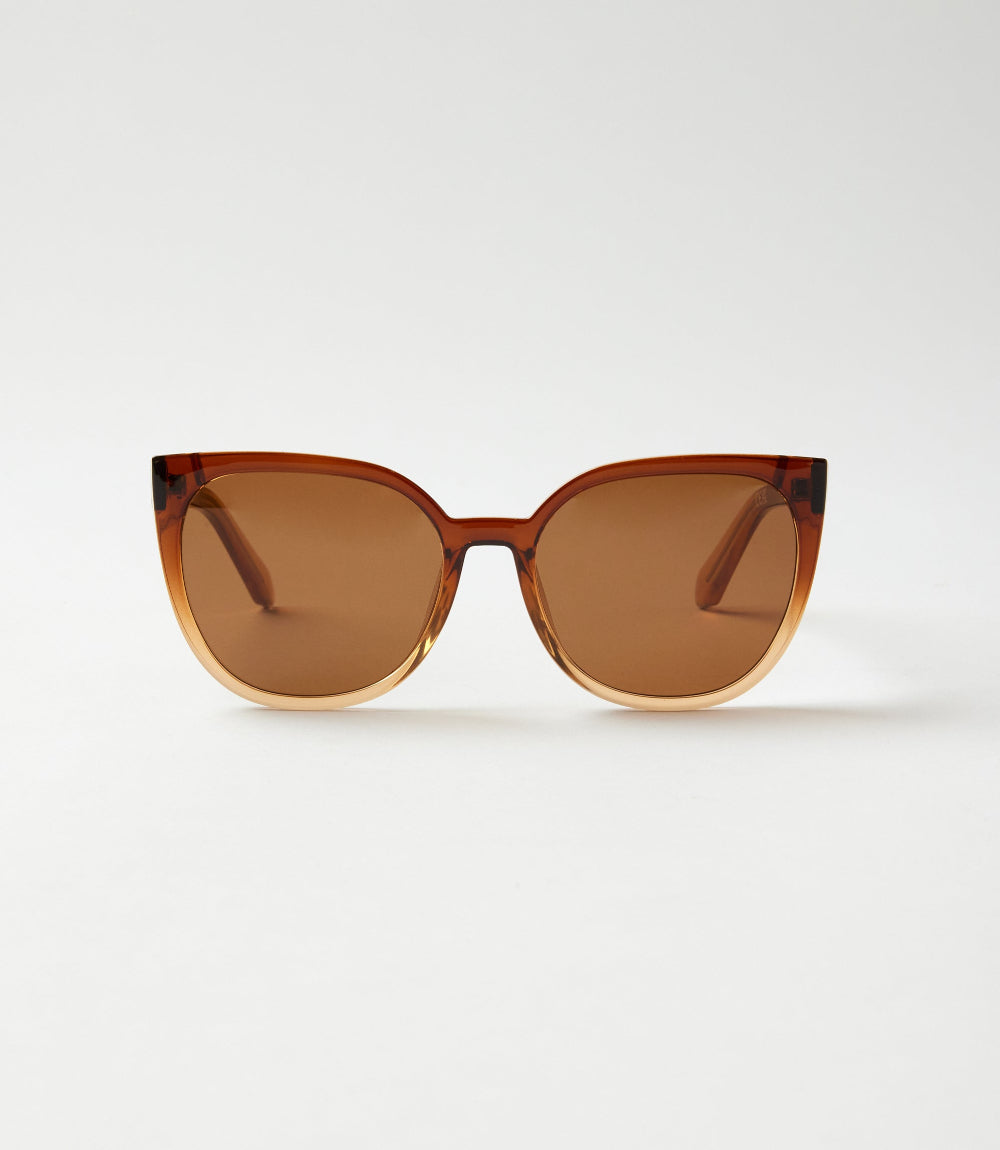 Quay Staycation Sunglasses