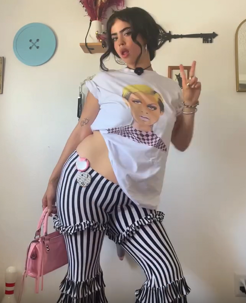 Rare Twiggy It's A Mod World Washed White Tee