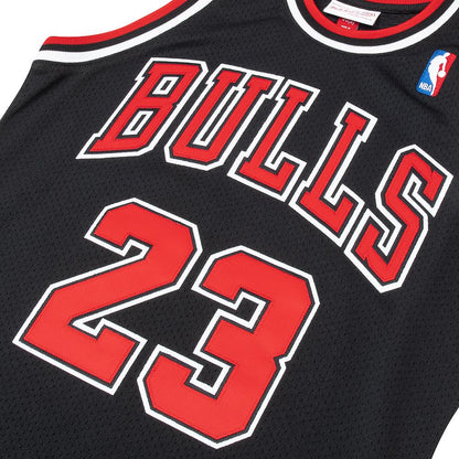 Michael Jordan 97/98 Auth Chicago Bulls Jersey | Black