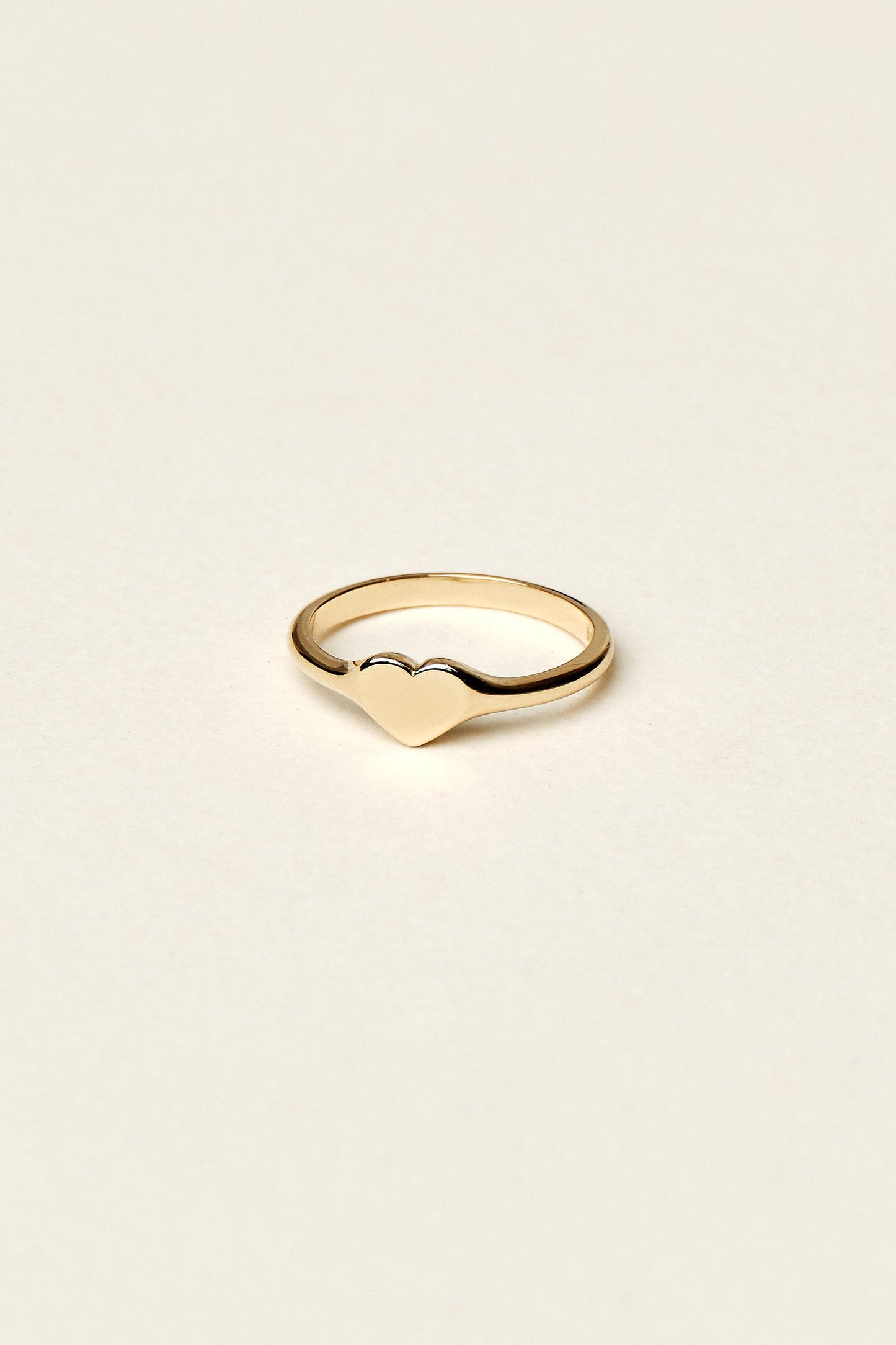 Mini Heart Signet Ring | Silver